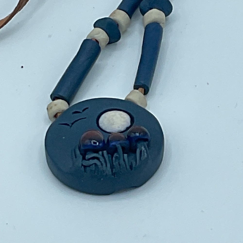 “HANDMADE” VINTAGE MUSHROOM, MOON AND GULLS           POTTERY PENDANT NECKLACE. - Picture 2 of 11